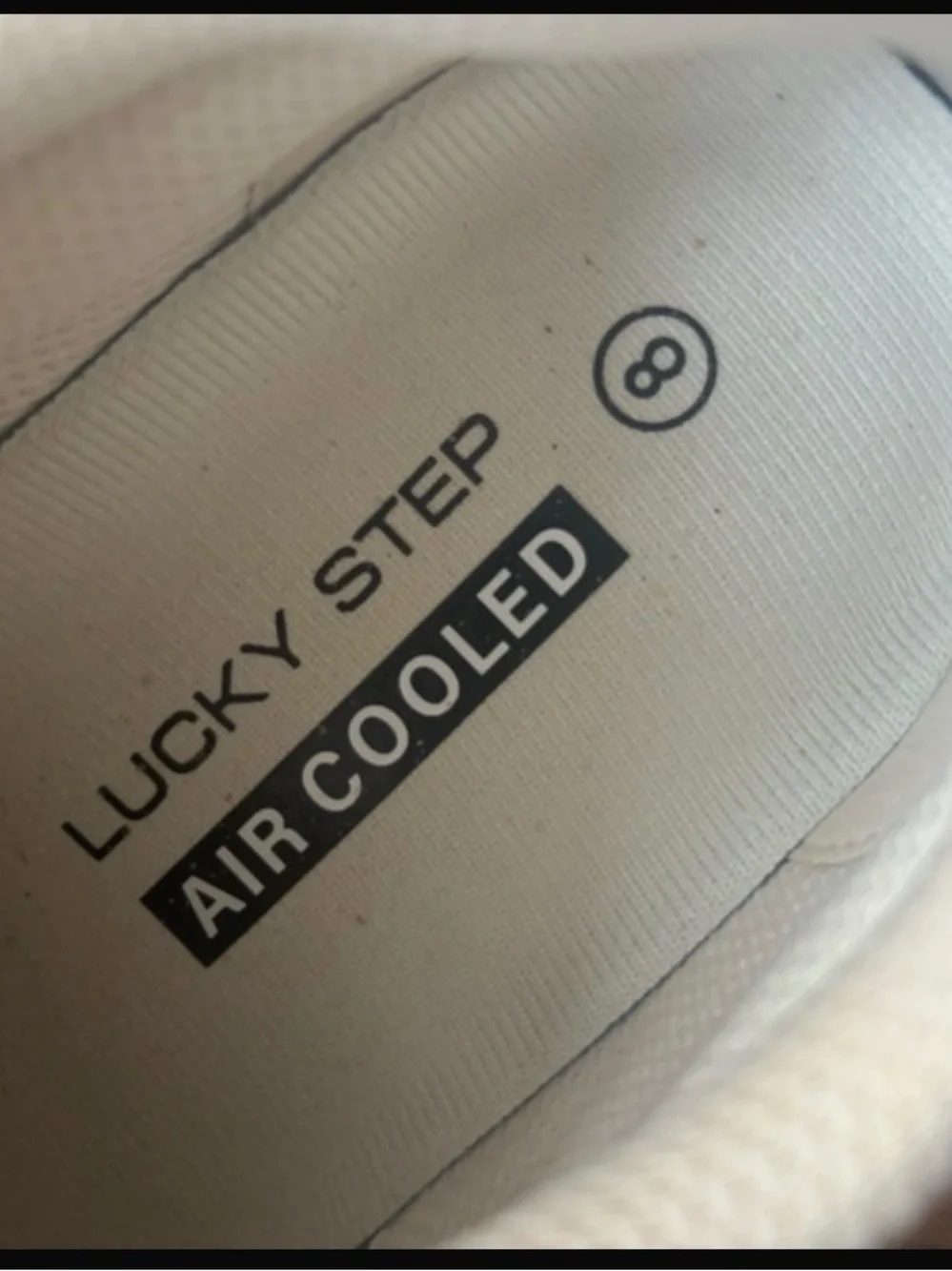 Lucky Step casual women